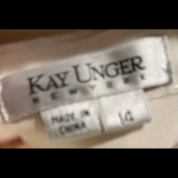 Dress - Picture 2 of 3